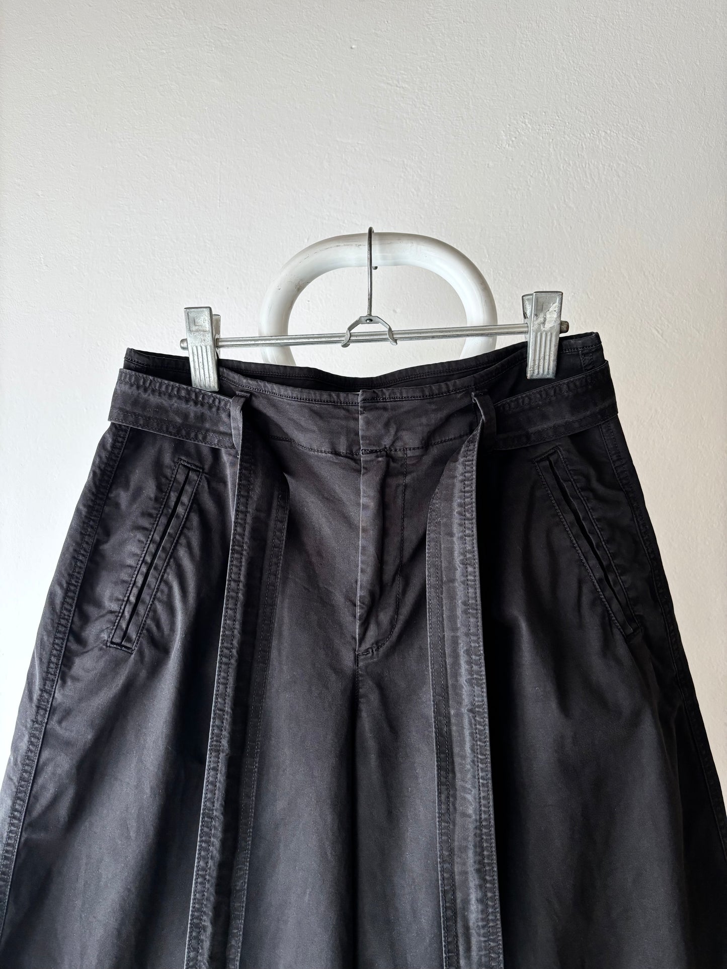 GAP 3/4 cropped baggy pants