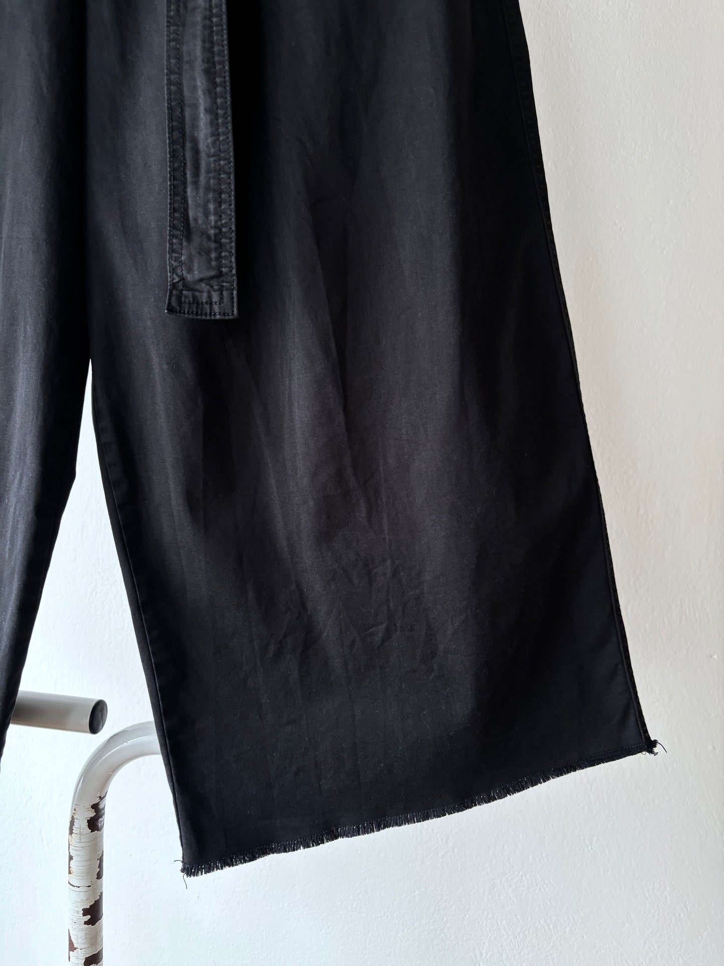 GAP 3/4 cropped baggy pants