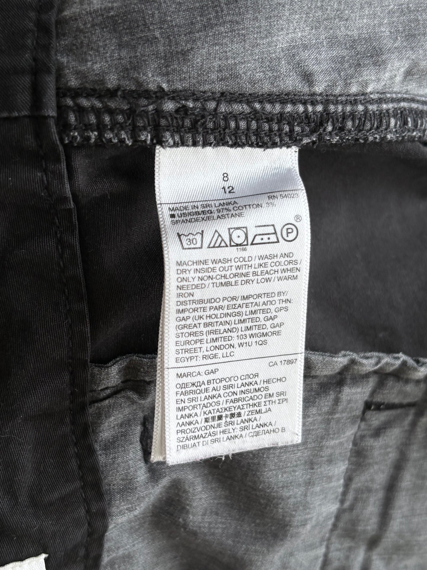 GAP 3/4 cropped baggy pants