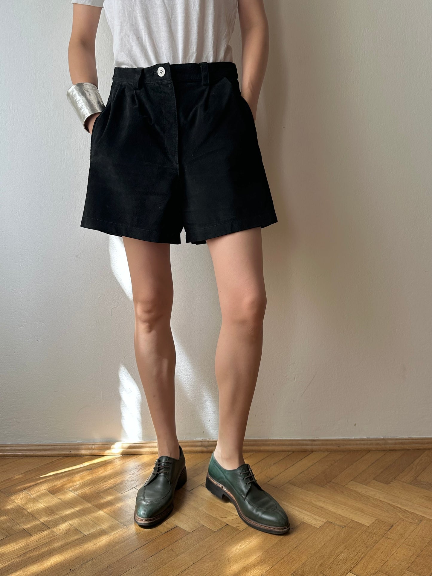 Black suede leather shorts W29