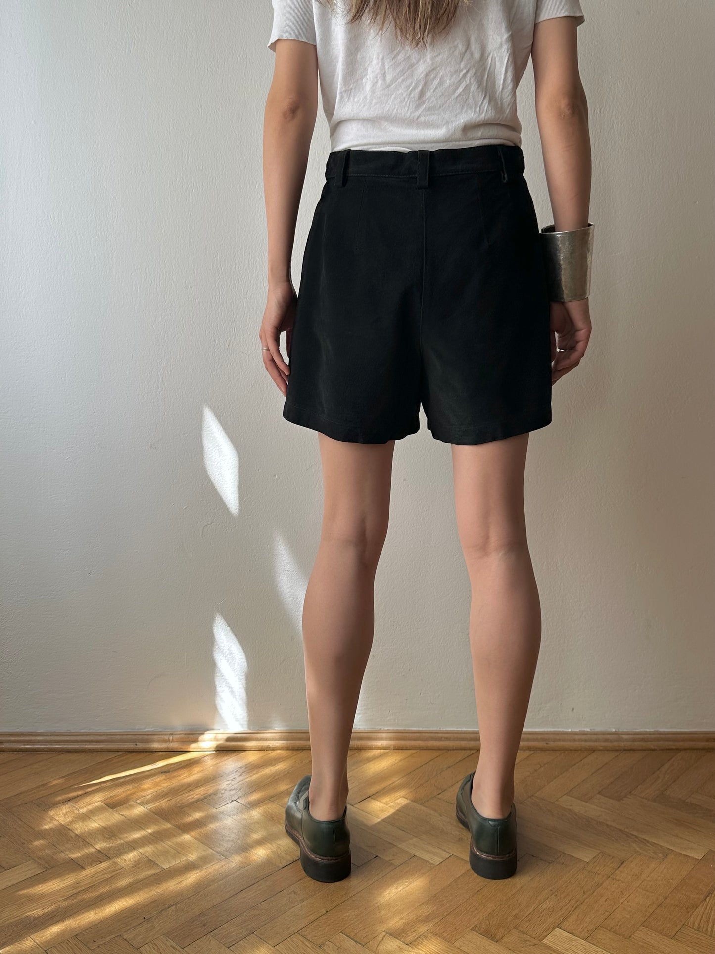 Black suede leather shorts W29