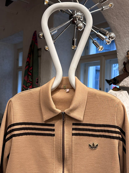 1970's adidas west germany club jersey jacket ガイコツ ジャージー Toto Praha Vintage clothing store Antique shop Prague プラハ 古着屋 古着 アンティークショップ ユーロ古着 アディダス ヨーロッパ古着 西ドイツ製 70年代