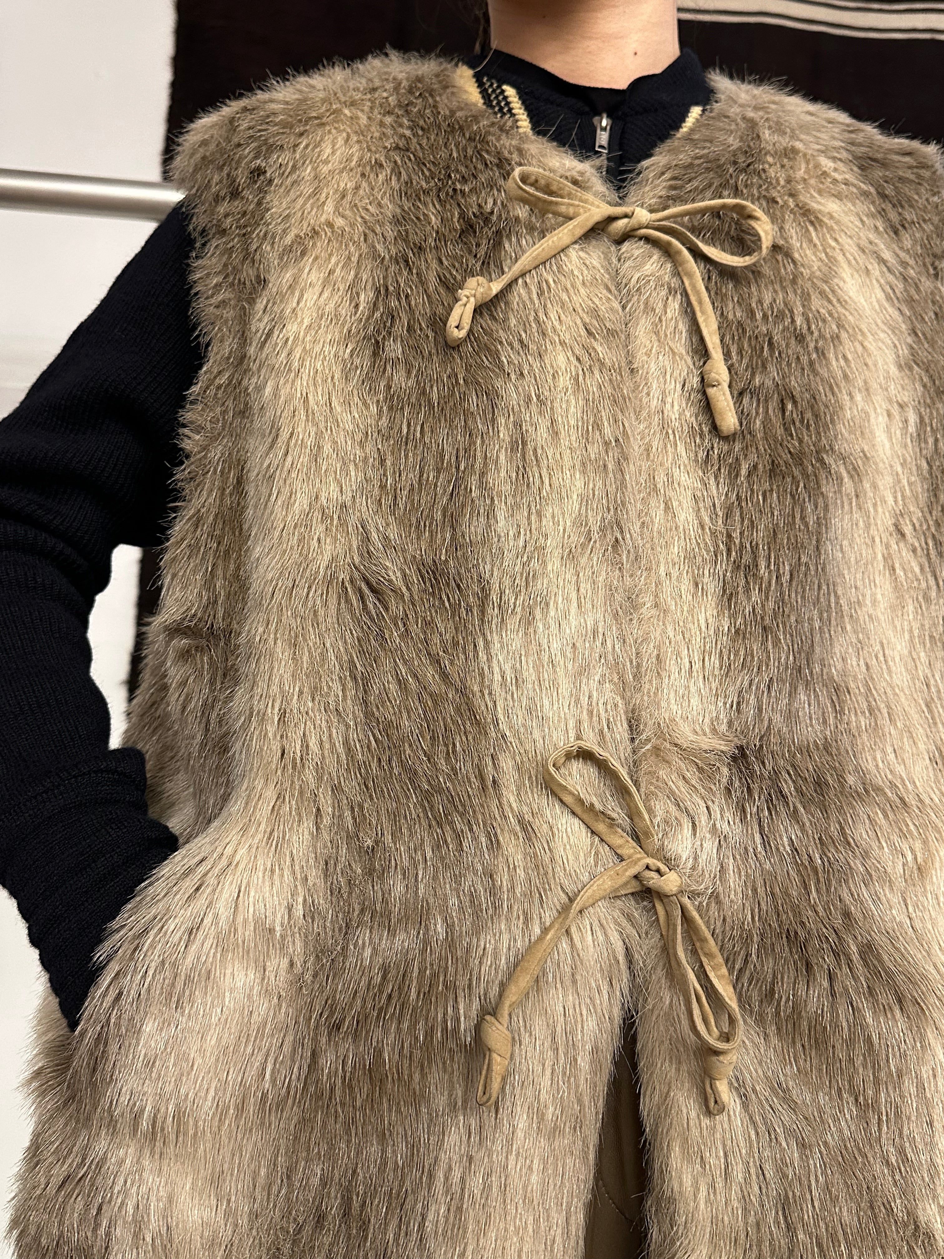 ベスト 古着 60s ヴィンテージ 軍物 ミリタリー 羊 ファー ジレ 希少 60s Handmade fur vest – TOTO