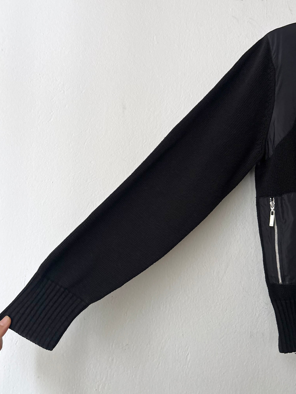 Black cotton x nylon zip-up jacket