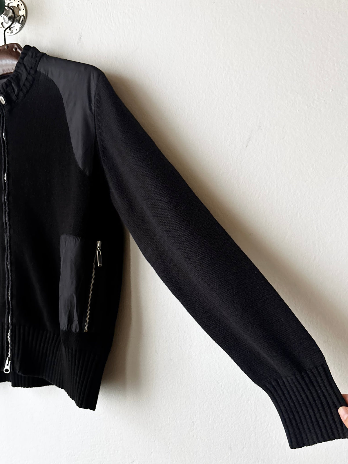 Black cotton x nylon zip-up jacket