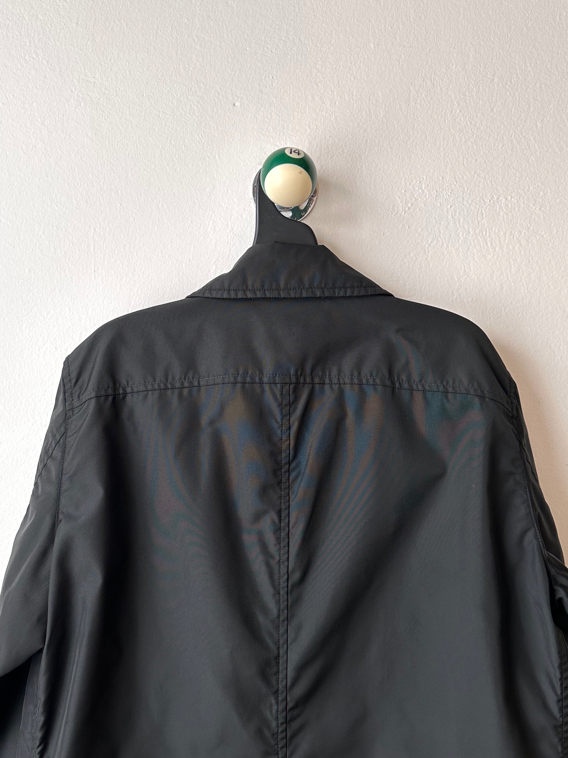 CP Company  Vintage Massimo Osti マッシモオスティ Black Nylon coat ナイロン 黒 Made in Rumania ヴィンテージ イタリア古着  Rare レア Toto Praha Vintage clothing store Antique shop Prague 古着屋 アンティークショップ プラハ ユーロ古着  ヨーロッパ古着 古着卸 コート