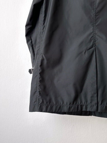 CP Company  Vintage Massimo Osti マッシモオスティ Black Nylon coat ナイロン 黒 Made in Rumania ヴィンテージ イタリア古着  Rare レア Toto Praha Vintage clothing store Antique shop Prague 古着屋 アンティークショップ プラハ ユーロ古着  ヨーロッパ古着 古着卸 コート