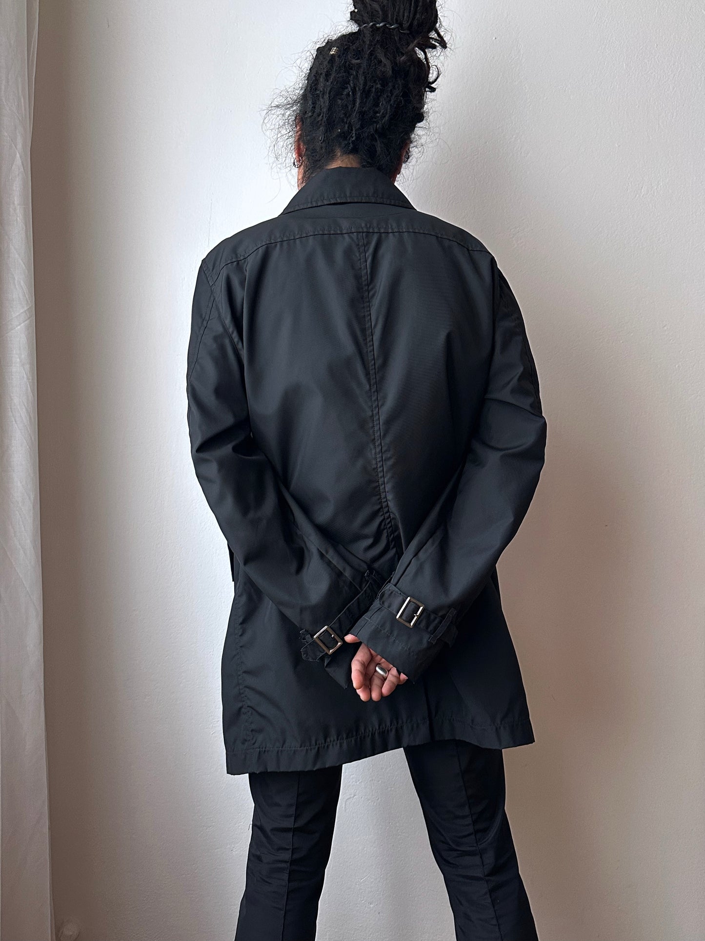 CP Company  Vintage Massimo Osti マッシモオスティ Black Nylon coat ナイロン 黒 Made in Rumania ヴィンテージ イタリア古着  Rare レア Toto Praha Vintage clothing store Antique shop Prague 古着屋 アンティークショップ プラハ ユーロ古着  ヨーロッパ古着 古着卸 コート