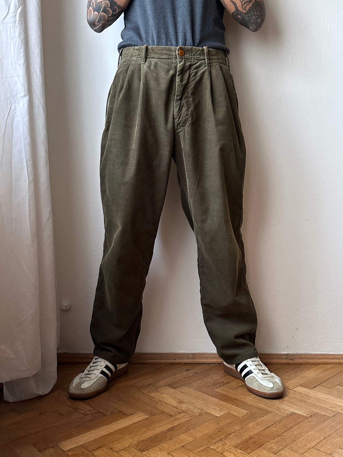 80's CP Company Massimo Osti Stone Island ストーンアイランド マッシモオスティ Made in Italy Cotton 80年代 corduroy trousers コーデュロイ Toto Praha Vintage clothing store Antique shop Prague プラハ 古着屋 古着 ヴィンテージ アンティークショップ ユーロ古着 イタリア古着 Rare レア ヨーロッパ古着 古着卸 ヴィンテージ