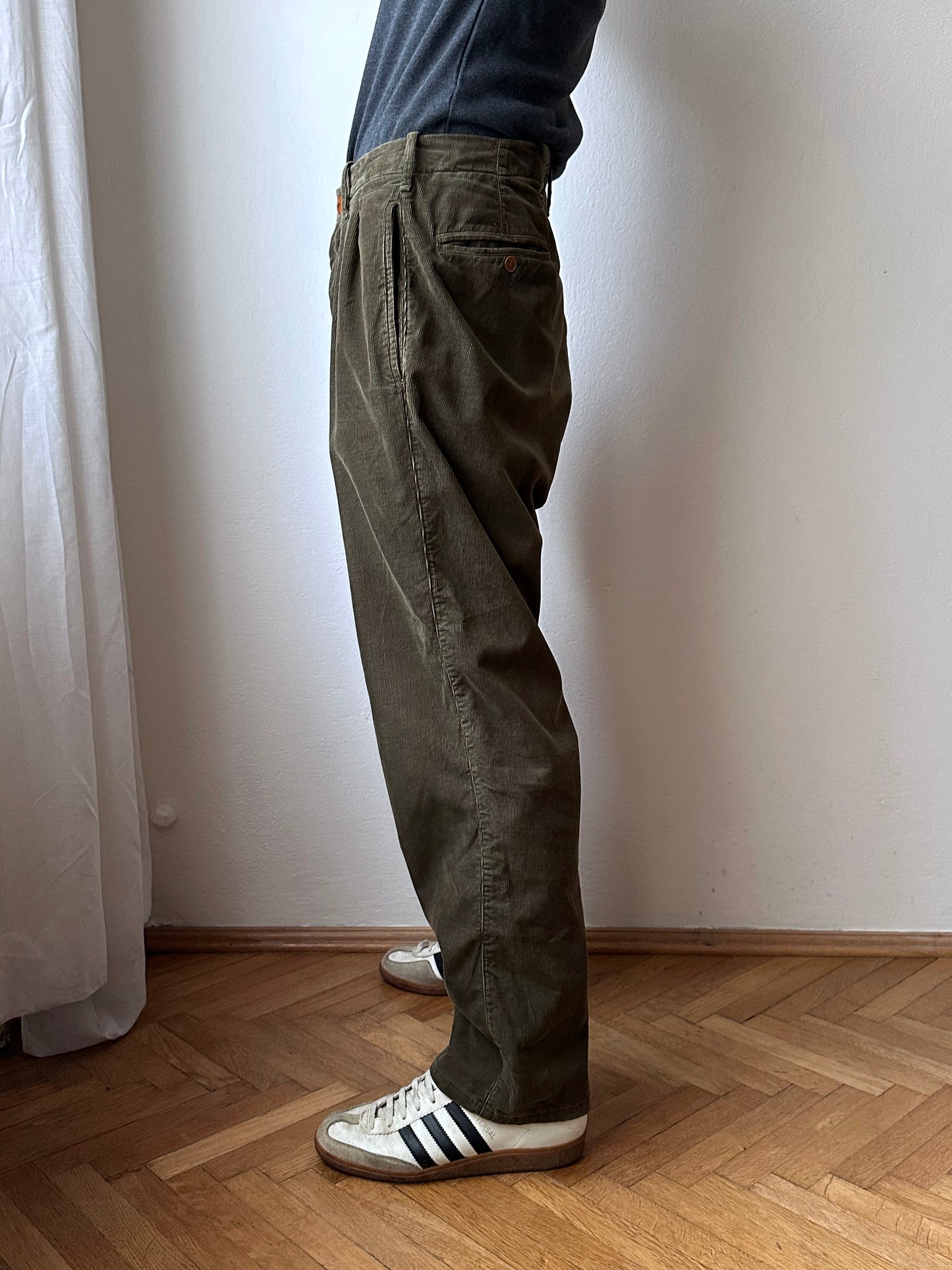 80's CP Company Massimo Osti Stone Island ストーンアイランド マッシモオスティ Made in Italy Cotton 80年代 corduroy trousers コーデュロイ Toto Praha Vintage clothing store Antique shop Prague プラハ 古着屋 古着 ヴィンテージ アンティークショップ ユーロ古着 イタリア古着 Rare レア ヨーロッパ古着 古着卸 ヴィンテージ