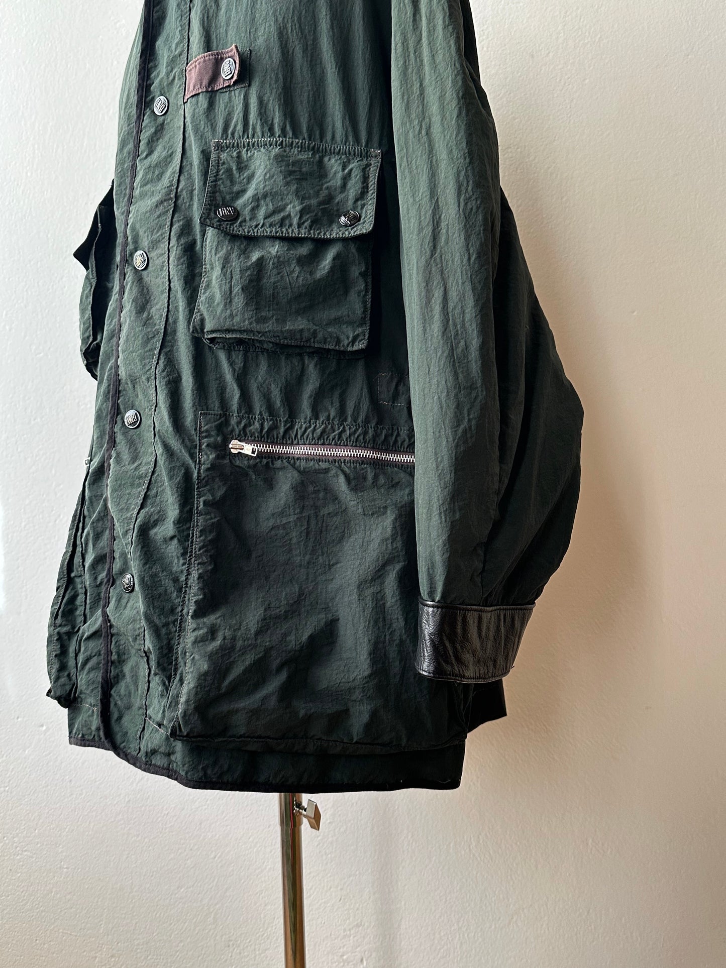 1980's Boneville Massimo osti Made in Italy CP Company ボネビル 80年代 Vintage ヴィンテージ マッシモオスティ Toto Praha Vintage clothing shop store 古着屋 プラハ Prague Nylon ナイロン 80年代 ユーロ古着 ヨーロッパ古着 古着卸 Rare レア 