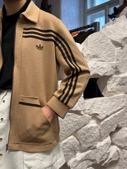 1970's adidas west germany club jersey jacket ガイコツ ジャージー Toto Praha Vintage clothing store Antique shop Prague プラハ 古着屋 古着 アンティークショップ ユーロ古着 アディダス ヨーロッパ古着 西ドイツ製 70年代