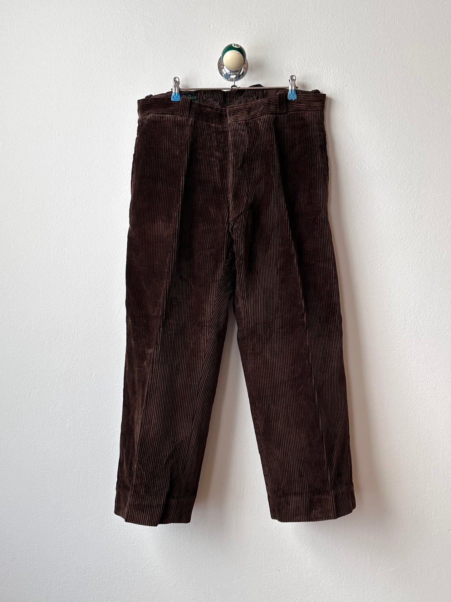 1930's French work corduroy コーデュロイ Toto Prague Praha Antique shop Vintage clothing store Second hand プラハ 古着屋 ユーロ古着 フランス買い付け 古着卸 30年代 フレンチワーク Hunting ハンティング