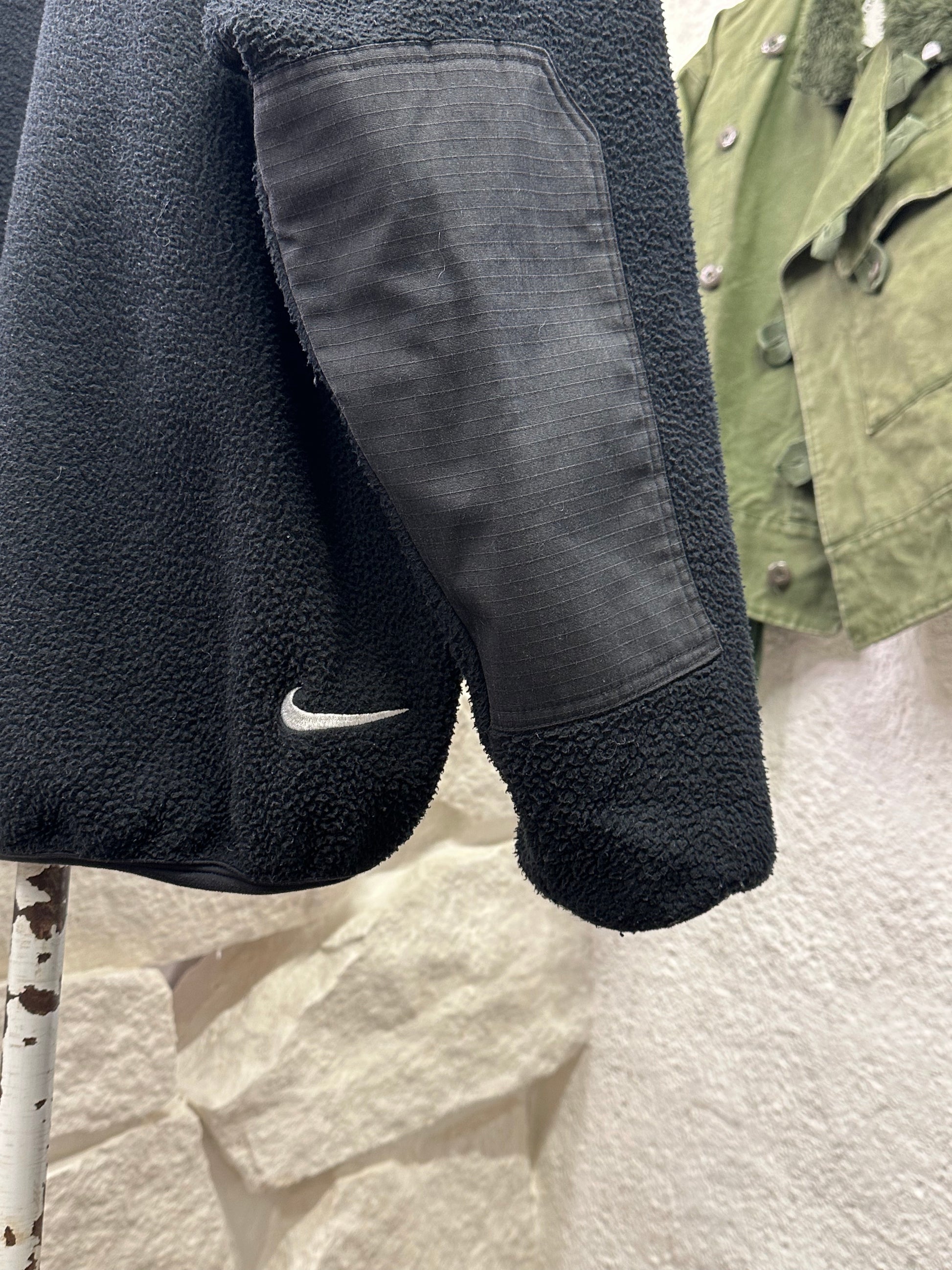 90's 90年代 ナイキ 忍者 Nike Ninja Black 黒 Made in USA アメリカ製 Toto 古着屋 古着 Praha Prague プラハ Vintage ヴィンテージ アメリカ古着  ユーロ古着 ヨーロッパ古着 Vintage store Vintage clothing