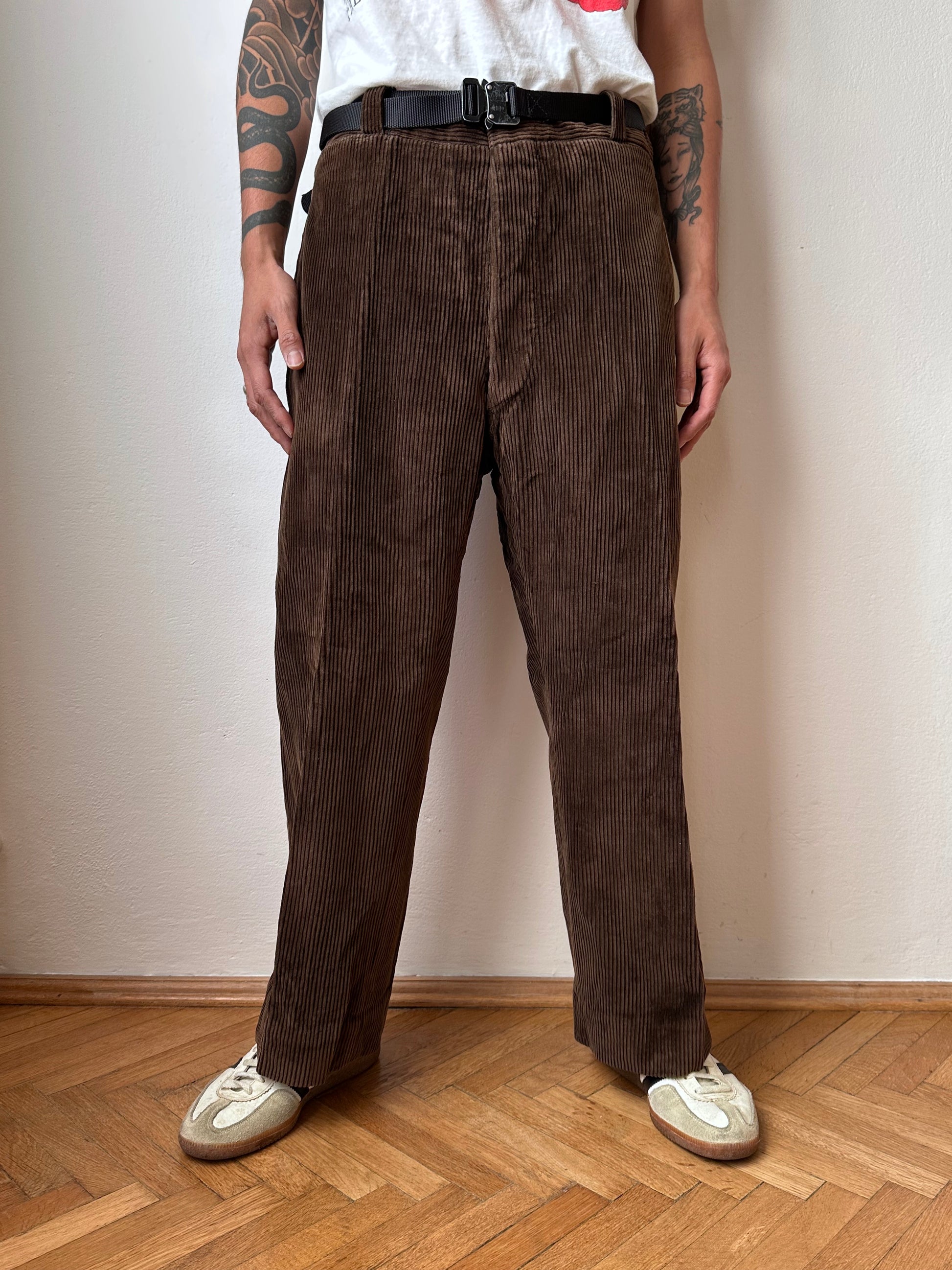 1930's French work corduroy コーデュロイ Toto Prague Praha Antique shop Vintage clothing store Second hand プラハ 古着屋 ユーロ古着 フランス買い付け 古着卸 30年代 フレンチワーク Hunting ハンティング