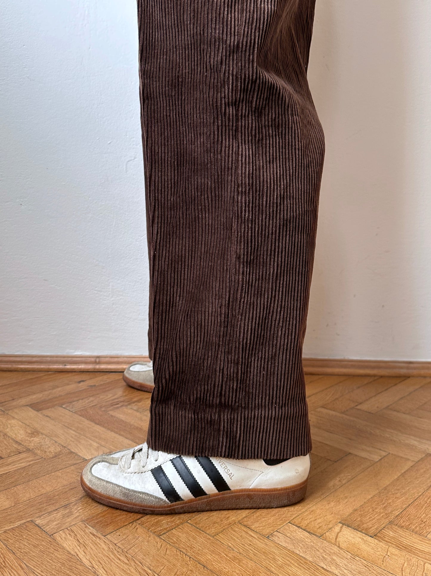 1930's French work corduroy コーデュロイ Toto Prague Praha Antique shop Vintage clothing store Second hand プラハ 古着屋 ユーロ古着 フランス買い付け 古着卸 30年代 フレンチワーク Hunting ハンティング