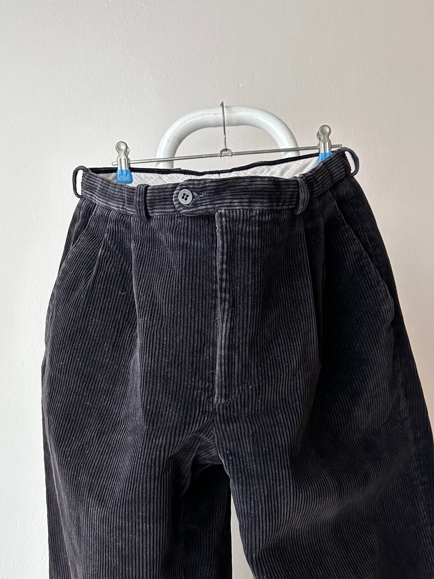 70s French black corduroy - w32