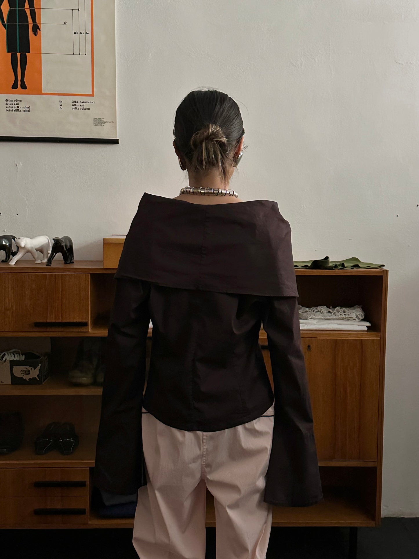 big collar brown cotton shirt