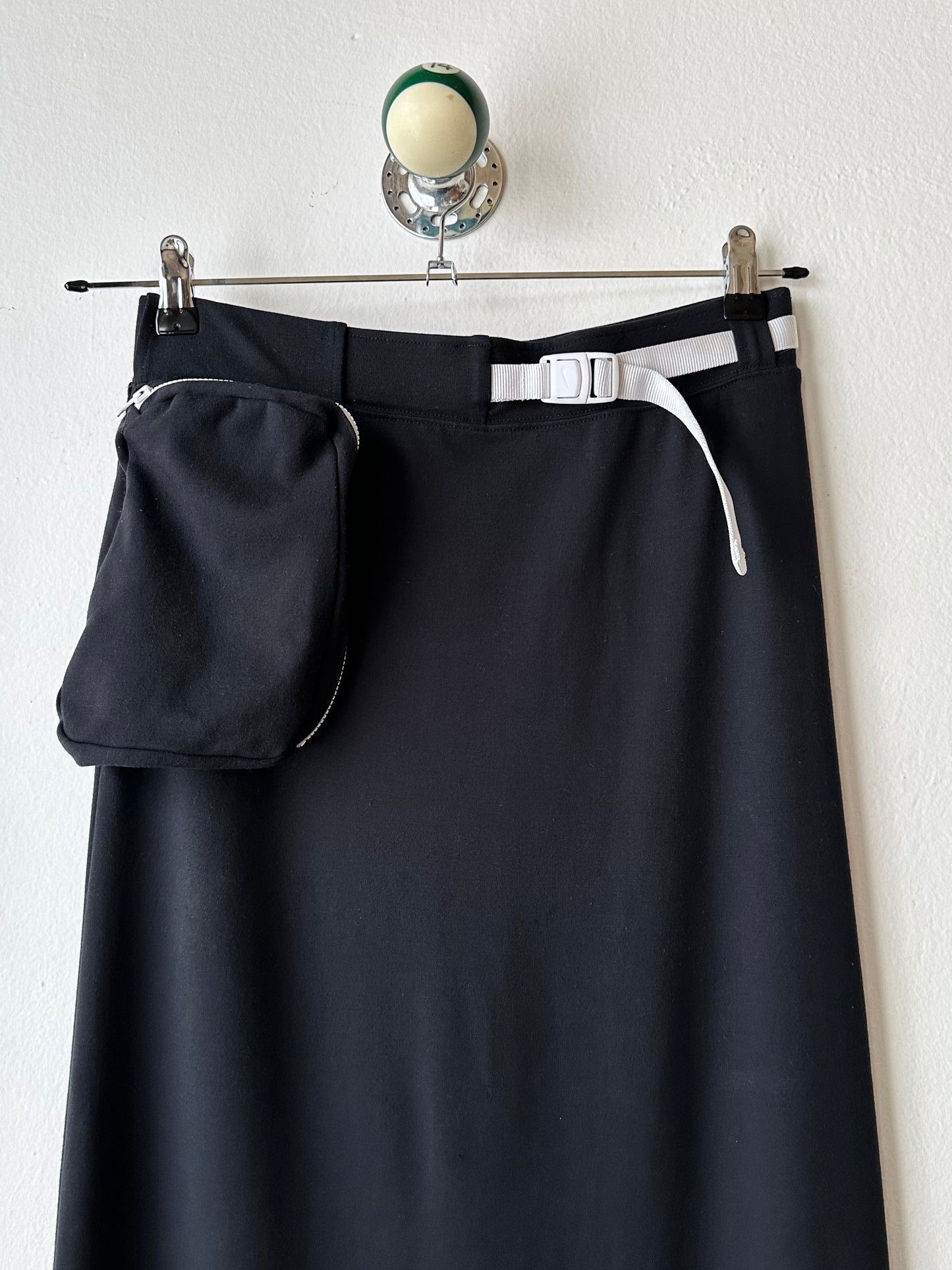 NIKE sweatskirt with pocket