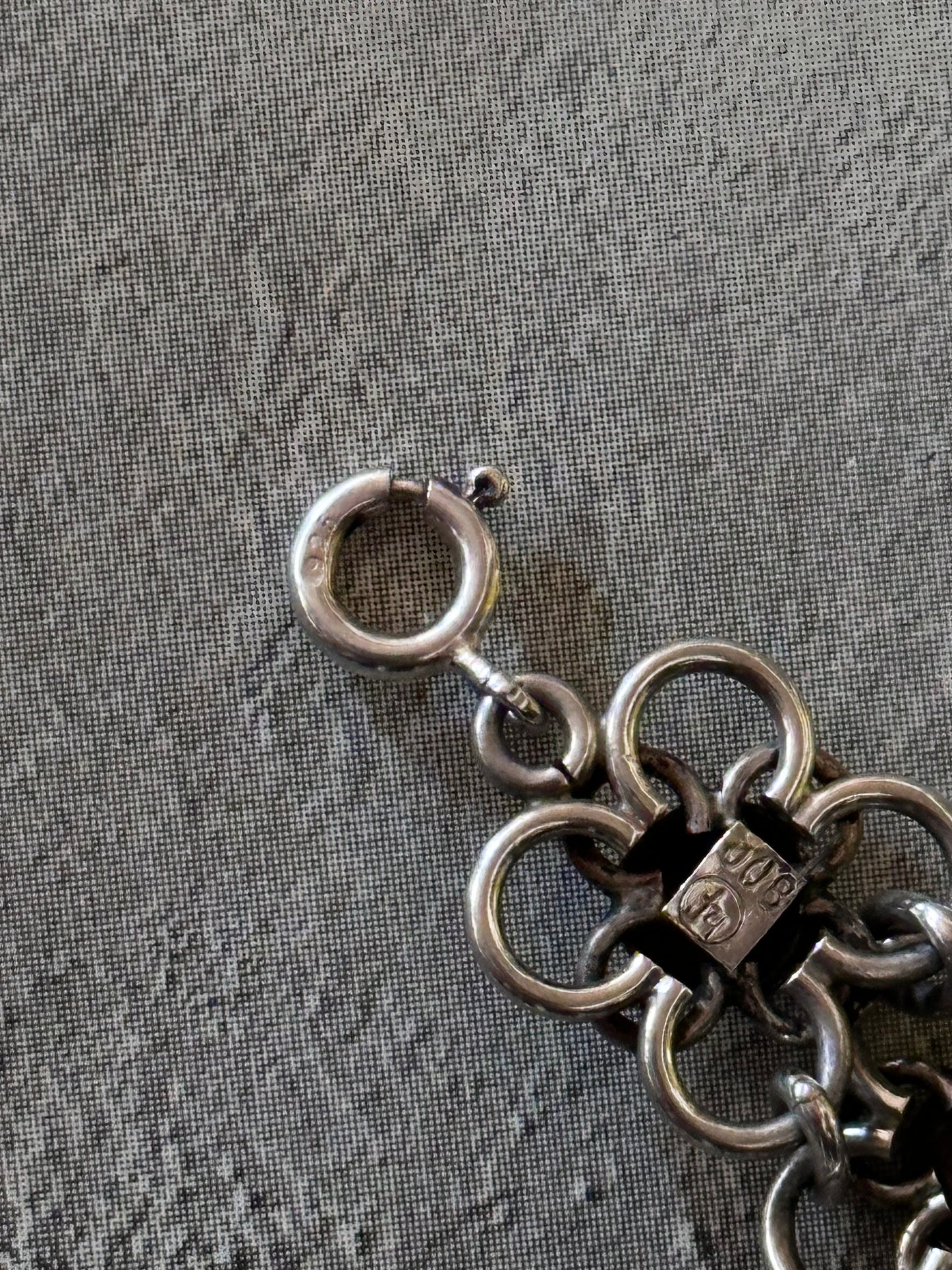 German 800 floret link bracelet