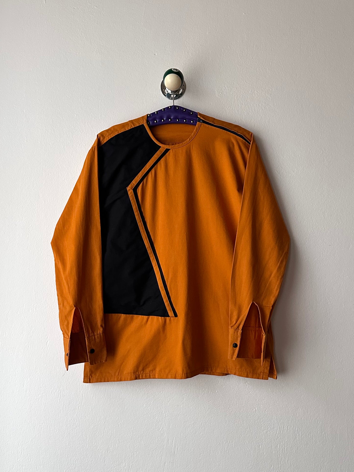 Toto Praha Vintage clothing store Prague Antique shop 古着屋 ヴィンテージ アンティーク ユーロ古着 ヨーロッパ古着 フランス買い付け 古着卸 ショールーム プラハ