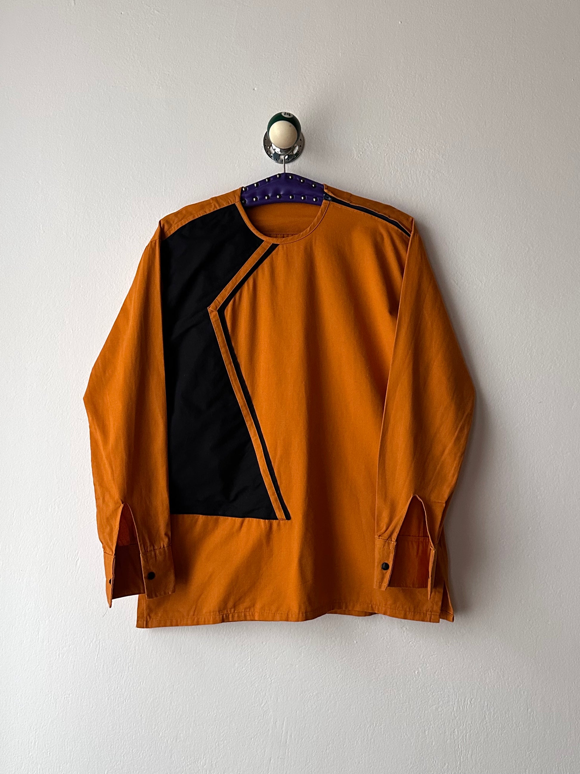 Toto Praha Vintage clothing store Prague Antique shop 古着屋 ヴィンテージ アンティーク ユーロ古着 ヨーロッパ古着 フランス買い付け 古着卸 ショールーム プラハ