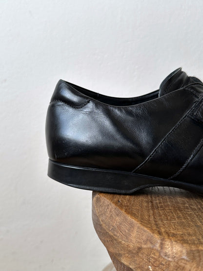 PRADA Leather sneaker - sz 7h