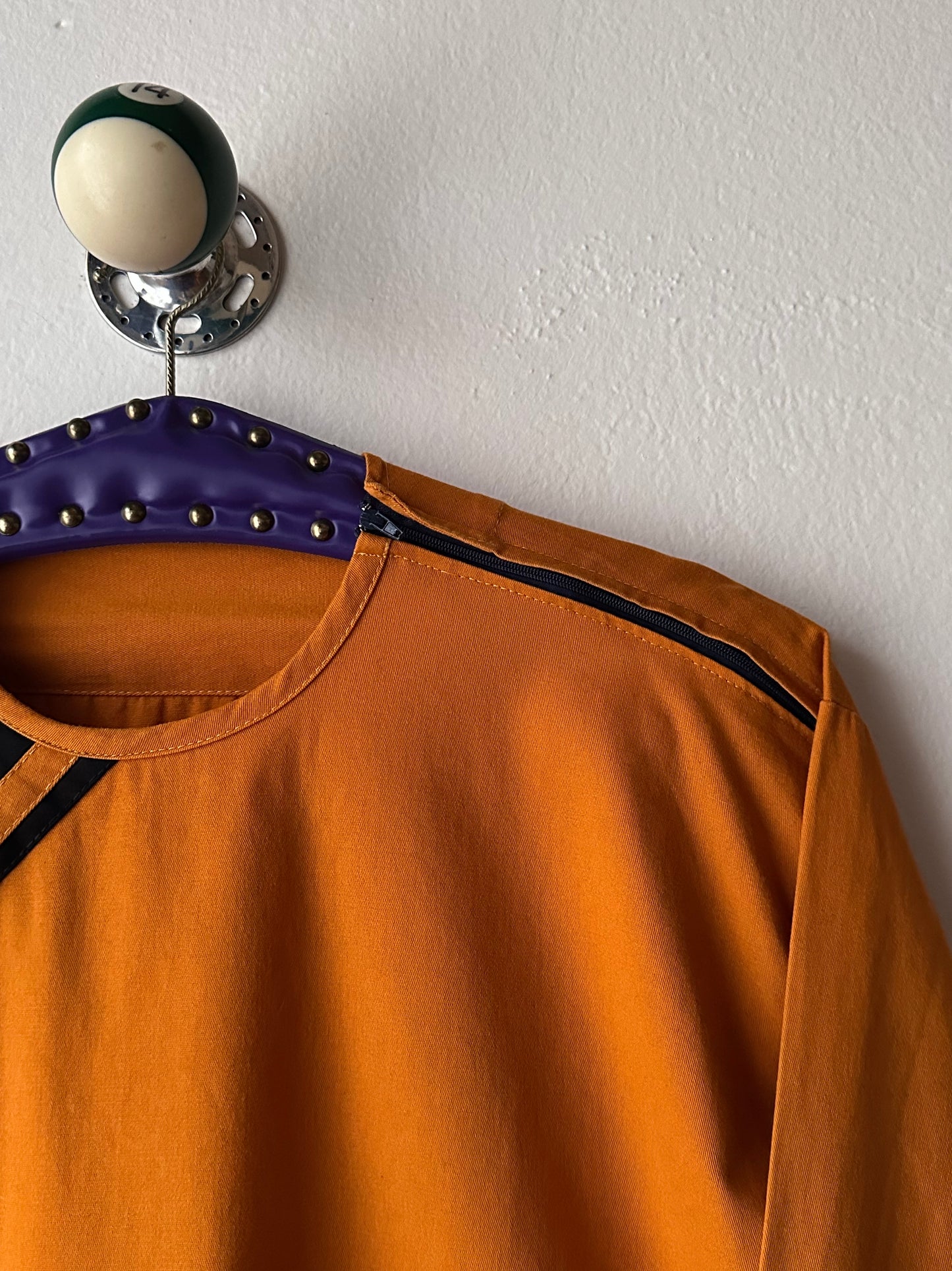 Toto Praha Vintage clothing store Prague Antique shop 古着屋 ヴィンテージ アンティーク ユーロ古着 ヨーロッパ古着 フランス買い付け 古着卸 ショールーム プラハ