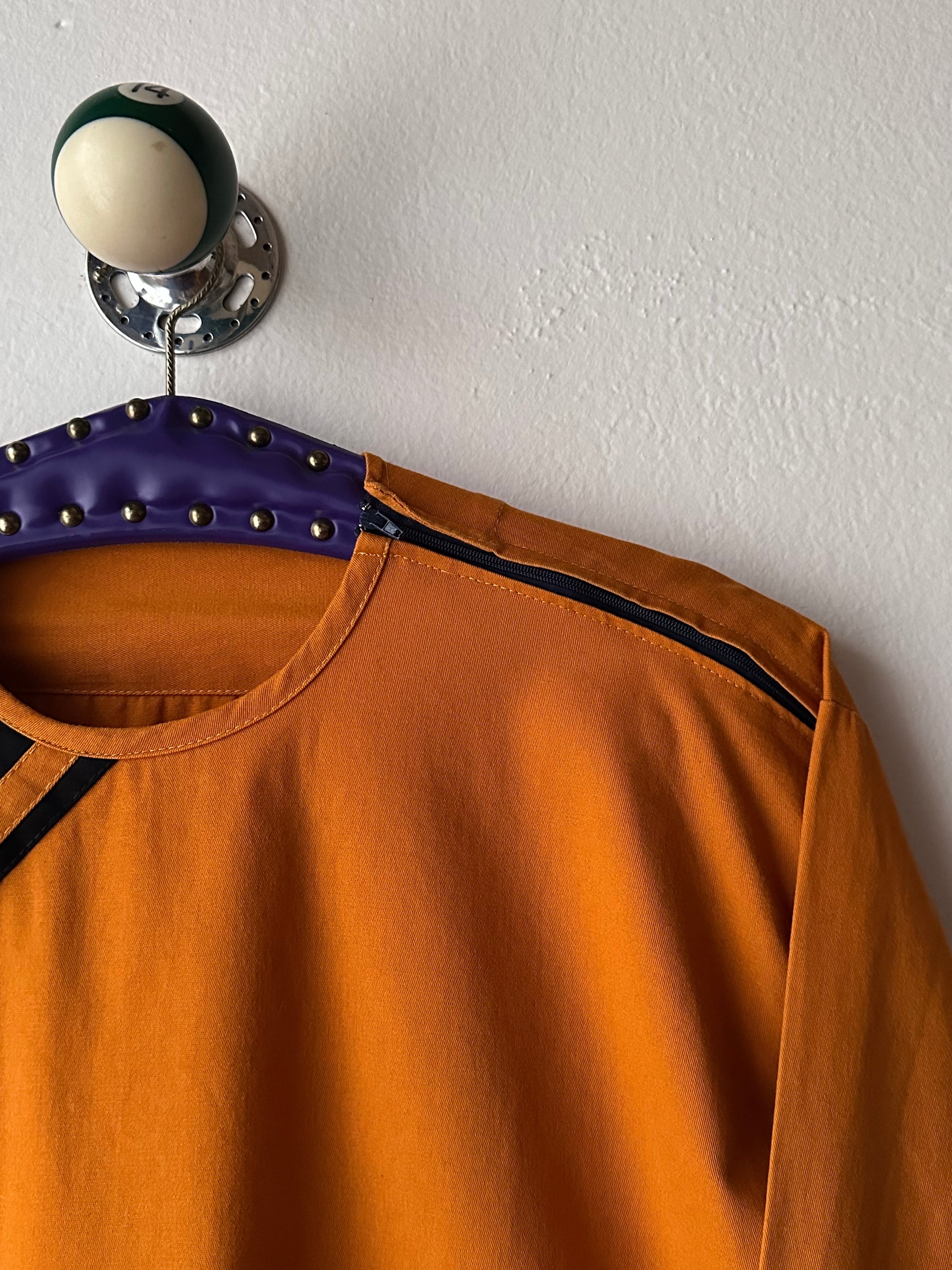 Toto Praha Vintage clothing store Prague Antique shop 古着屋 ヴィンテージ アンティーク ユーロ古着 ヨーロッパ古着 フランス買い付け 古着卸 ショールーム プラハ