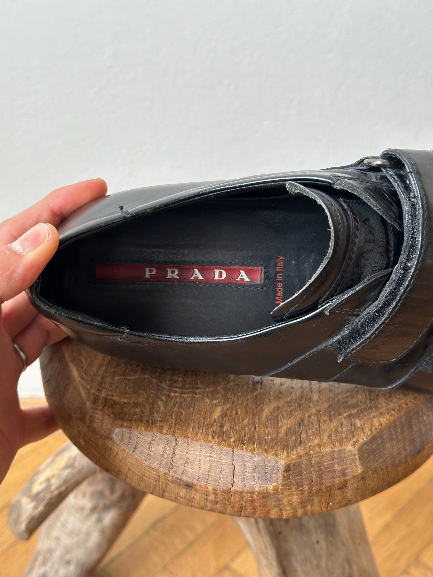 PRADA Leather sneaker - sz 7h