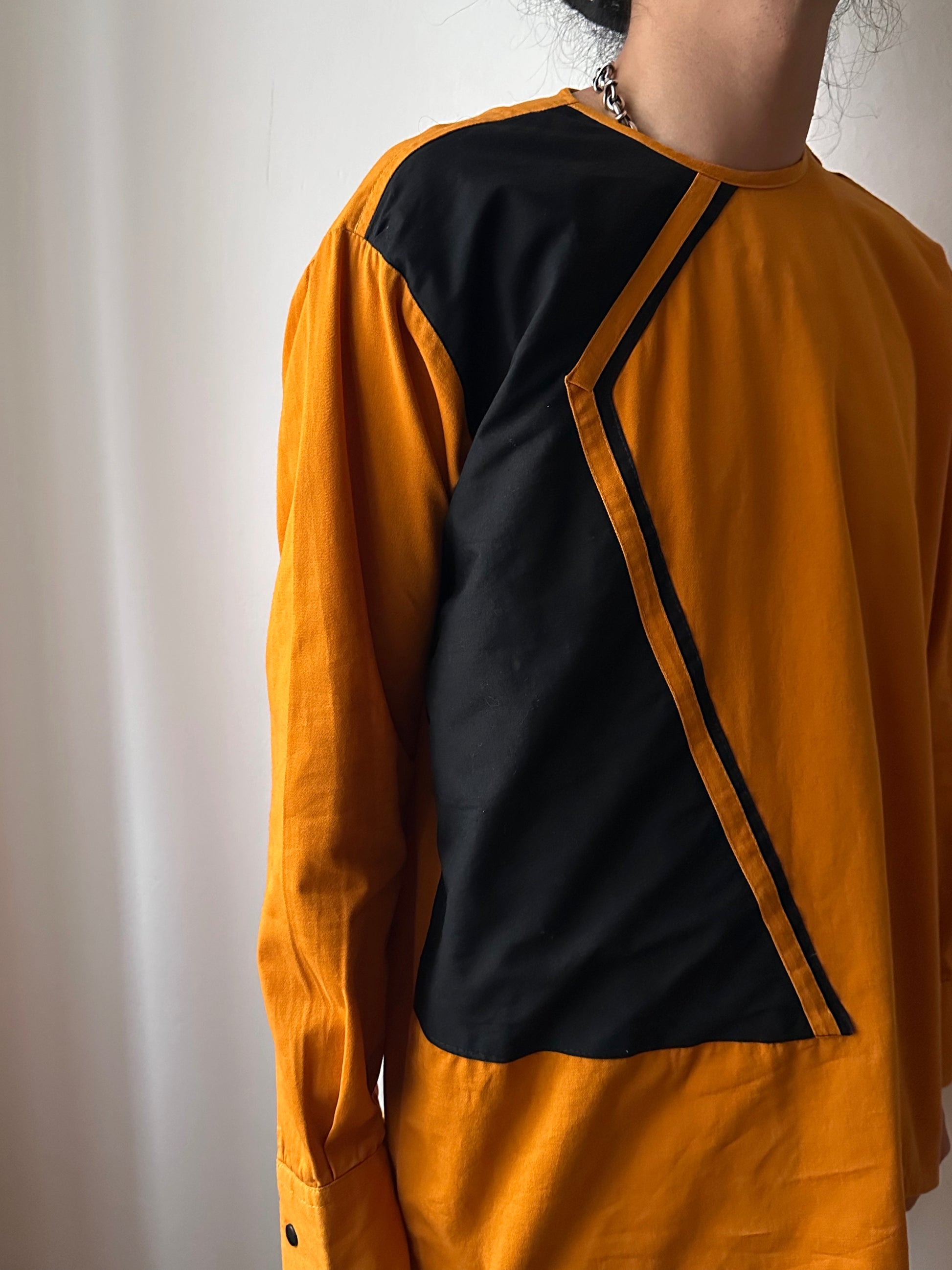 Toto Praha Vintage clothing store Prague Antique shop 古着屋 ヴィンテージ アンティーク ユーロ古着 ヨーロッパ古着 フランス買い付け 古着卸 ショールーム プラハ