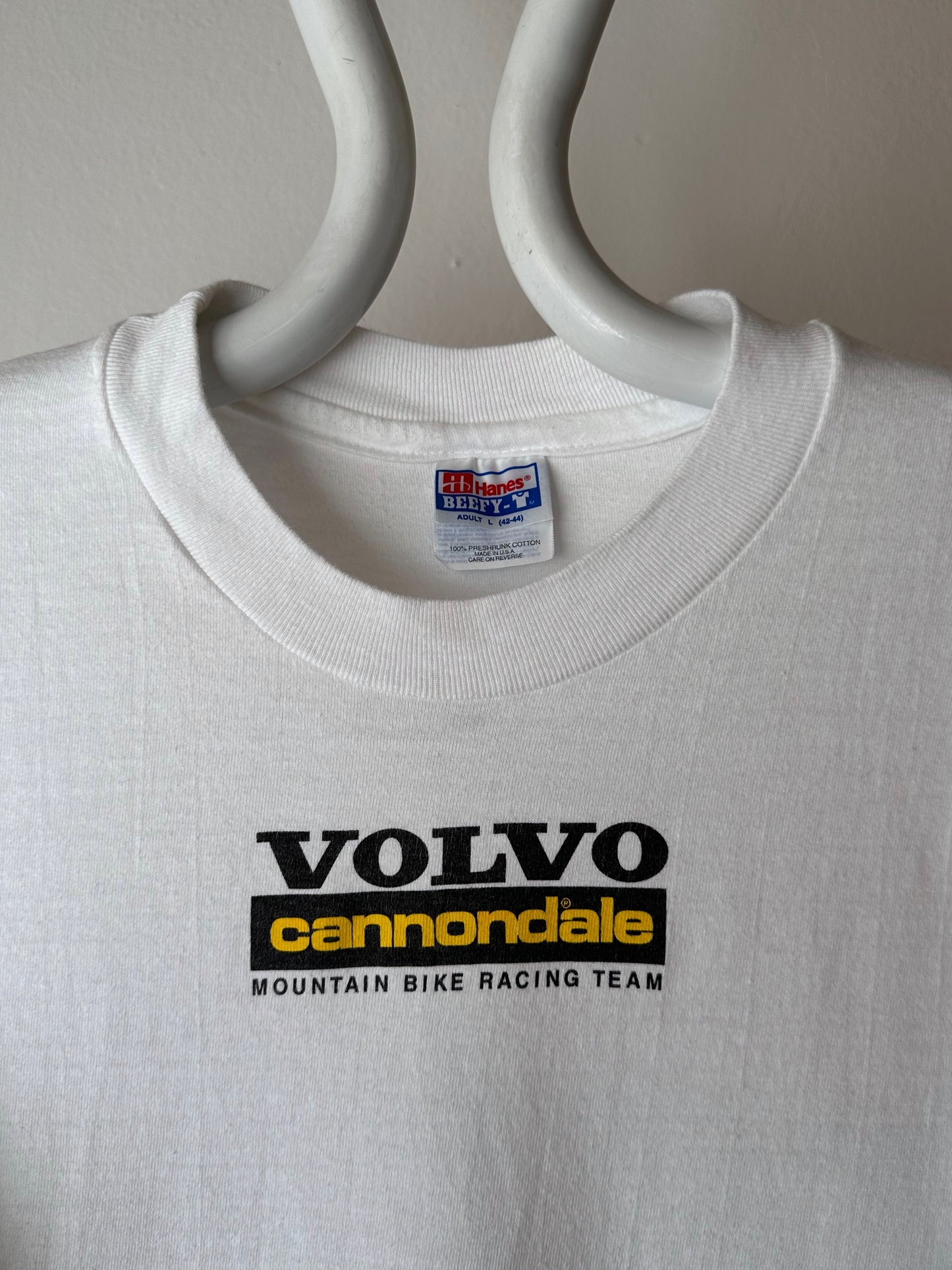 90's VOLVO 90年代 ボルボ Tシャツ Tee T-shirt Toto 古着屋 プラハ 古着 Praha Prague Vintage store  ユーロ古着 ヨーロッパ古着 フランス買い付け アメリカ古着 