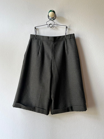 Virgin wool dress shorts in grey olive W30