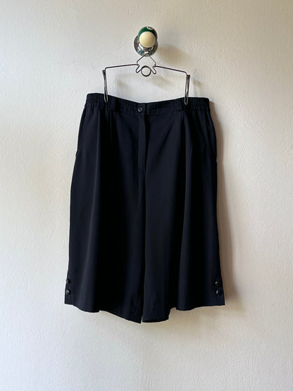 Dark navy wide shorts W31-33