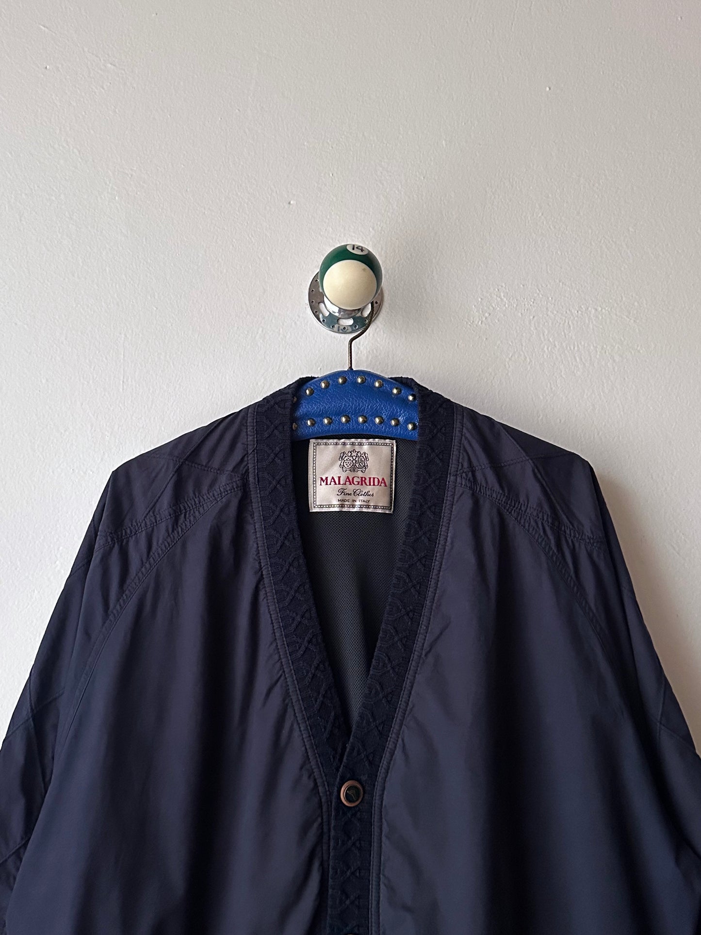 Toto Praha Vintage clothing store Prague Antique shop 古着屋 ヴィンテージ アンティーク ユーロ古着 ヨーロッパ古着 フランス買い付け 古着卸 ショールーム プラハ