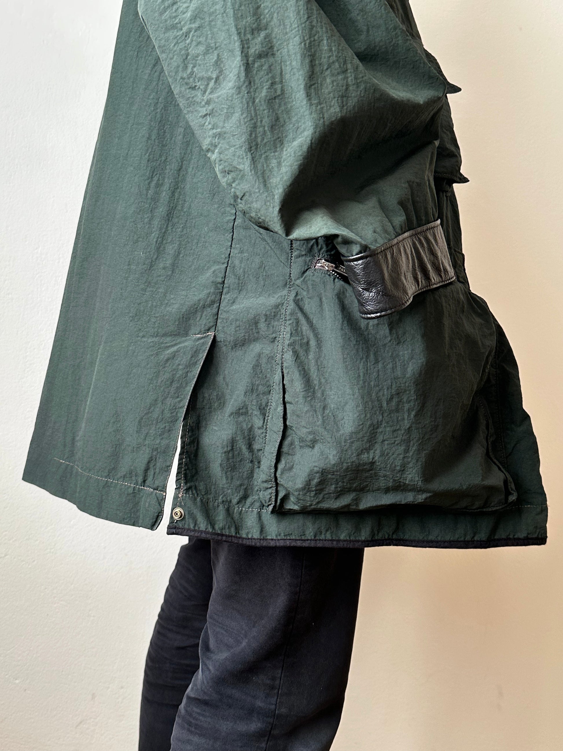 1980's Boneville Massimo osti Made in Italy CP Company ボネビル 80年代 Vintage ヴィンテージ マッシモオスティ Toto Praha Vintage clothing shop store 古着屋 プラハ Prague Nylon ナイロン 80年代 ユーロ古着 ヨーロッパ古着 古着卸 Rare レア 