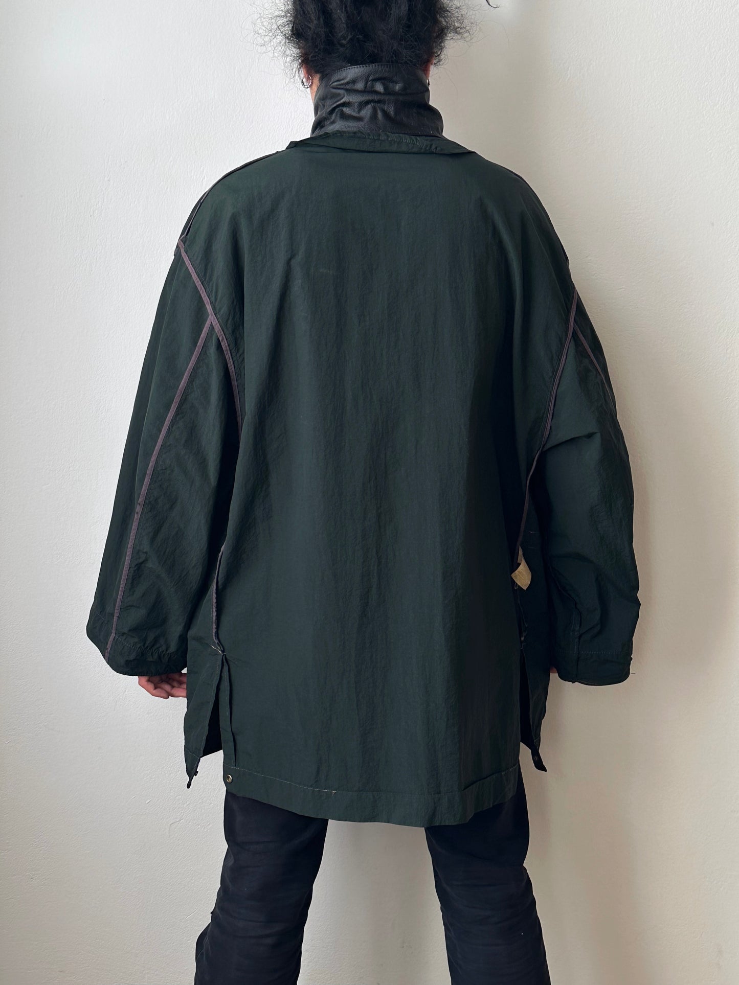 1980's Boneville Massimo osti Made in Italy CP Company ボネビル 80年代 Vintage ヴィンテージ マッシモオスティ Toto Praha Vintage clothing shop store 古着屋 プラハ Prague Nylon ナイロン 80年代 ユーロ古着 ヨーロッパ古着 古着卸 Rare レア 