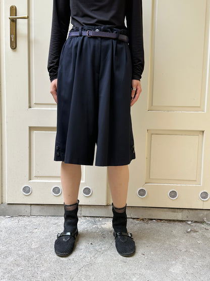 Dark navy wide shorts W31-33