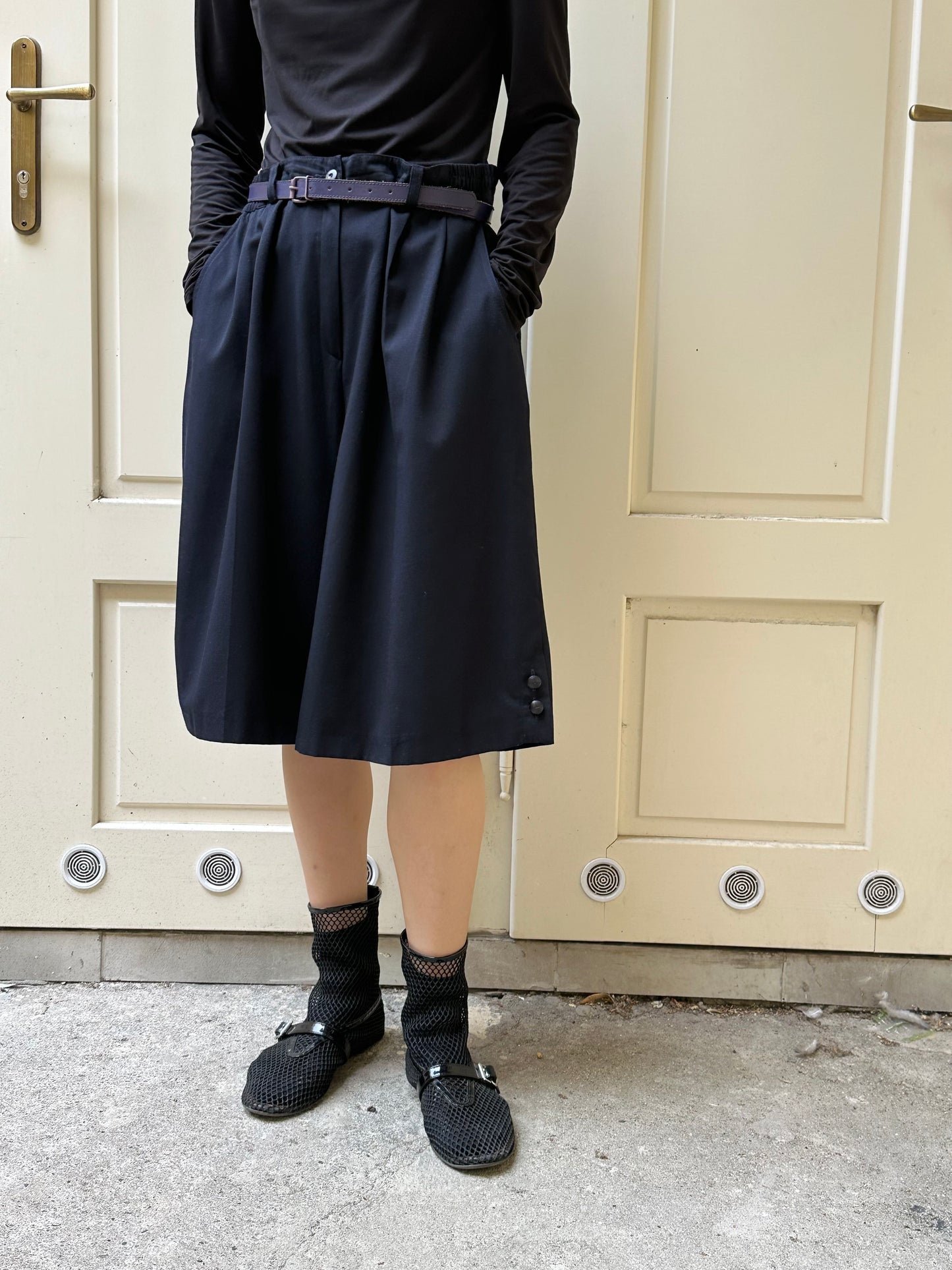 Dark navy wide shorts W31-33