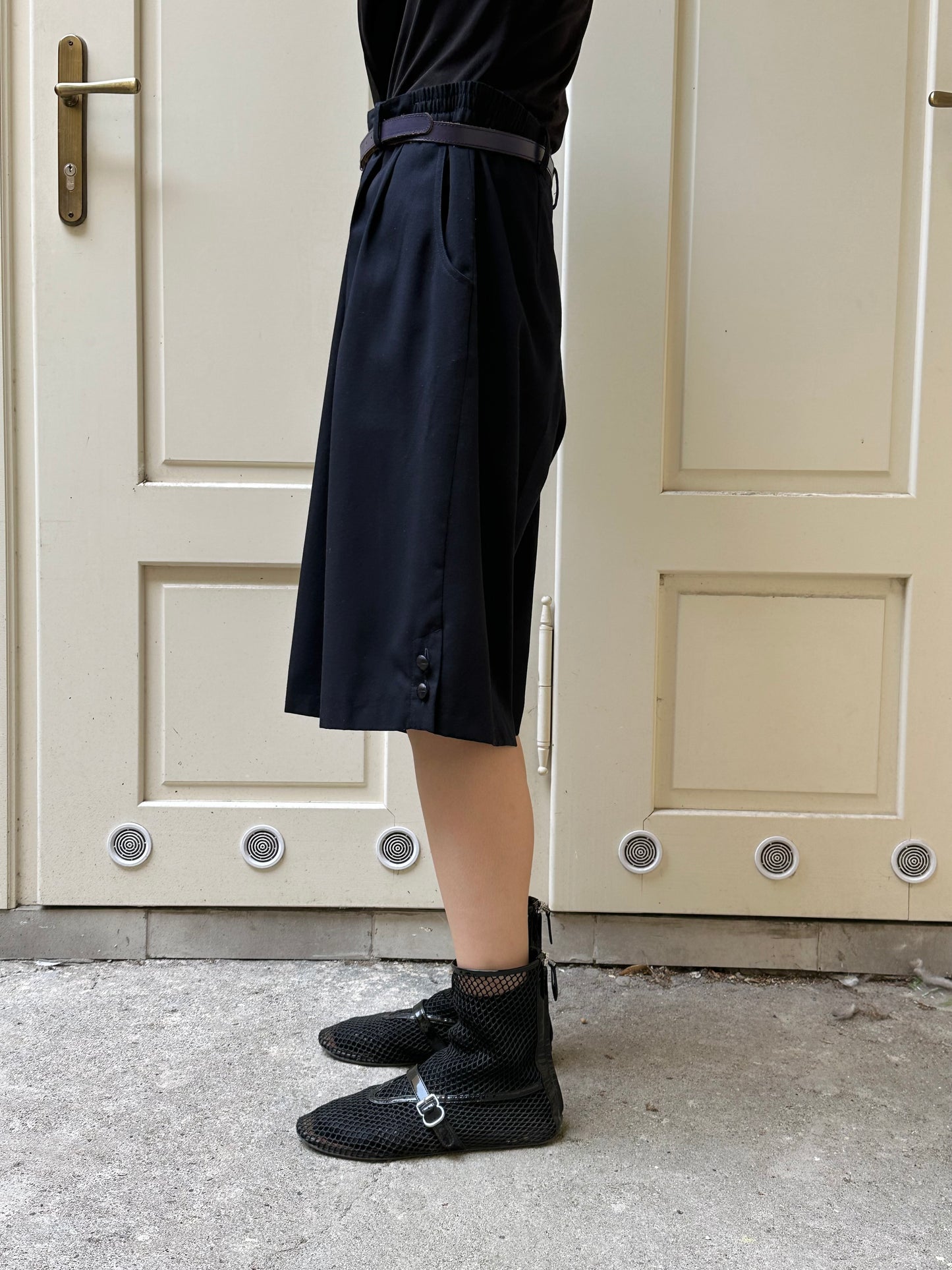 Dark navy wide shorts W31-33