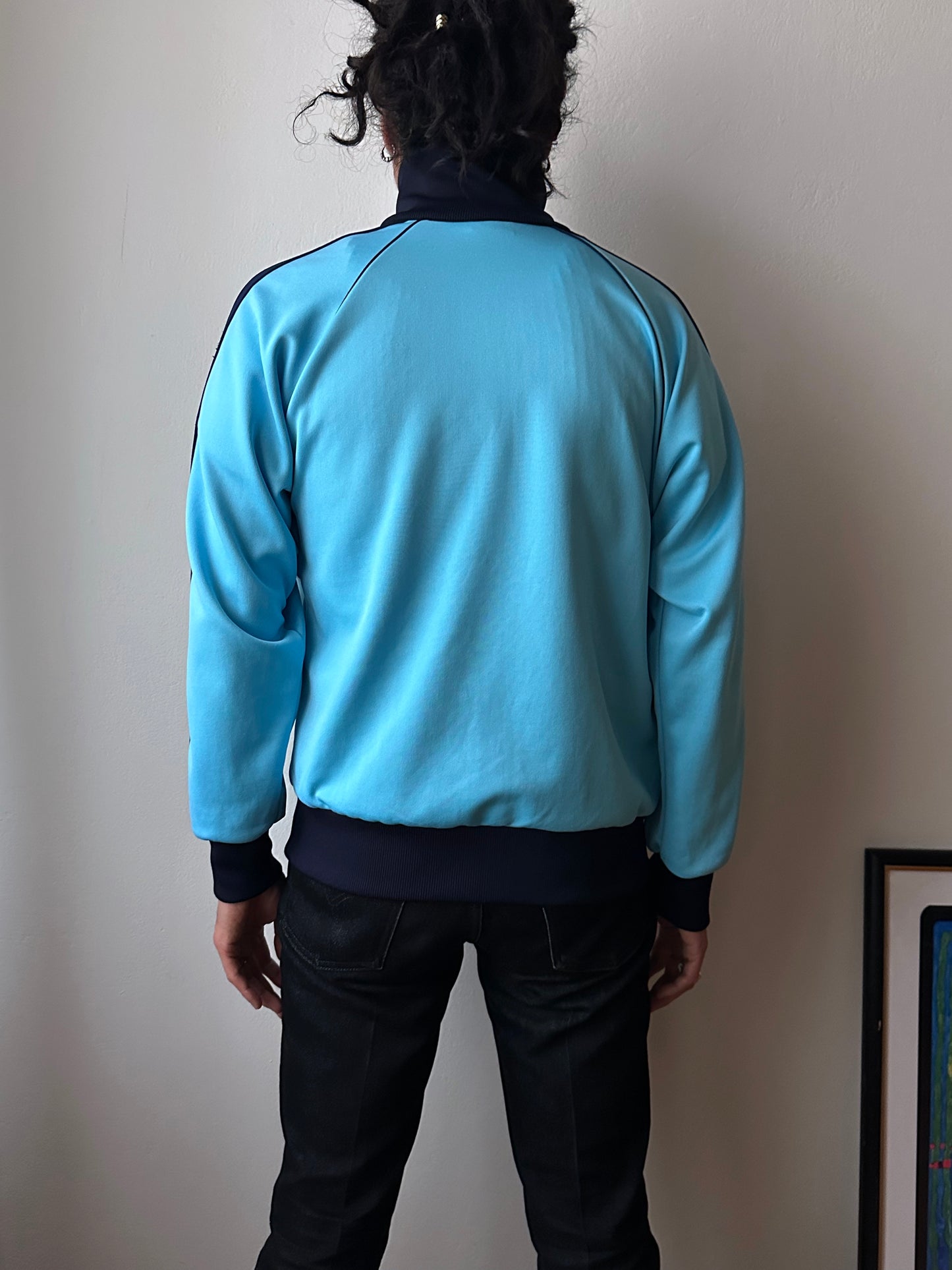 Toto Praha Vintage clothing store Prague Antique shop 古着屋 ヴィンテージ アンティーク ユーロ古着 ヨーロッパ古着 フランス買い付け 古着卸 ショールーム プラハ Adidas アディダス 