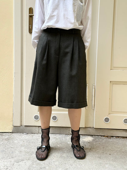 Virgin wool dress shorts in grey olive W30