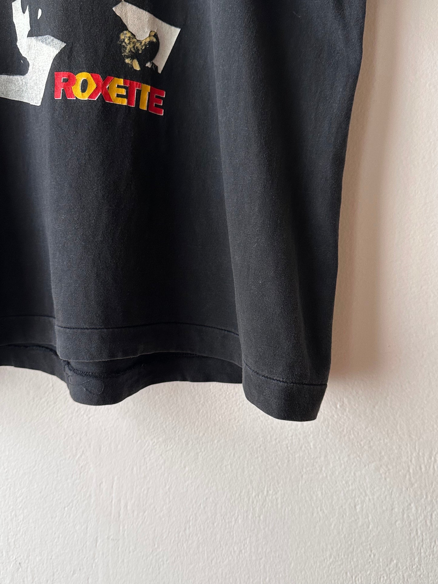 90's Roxette Band T shirt Tee Vintage Toto Praha Antique shop Vintage clothing store Showroom Prague プラハ 90年代 バンド Tシャツ Black 黒  ロンT ヴィンテージ ユーロ古着 古着卸 古着屋 