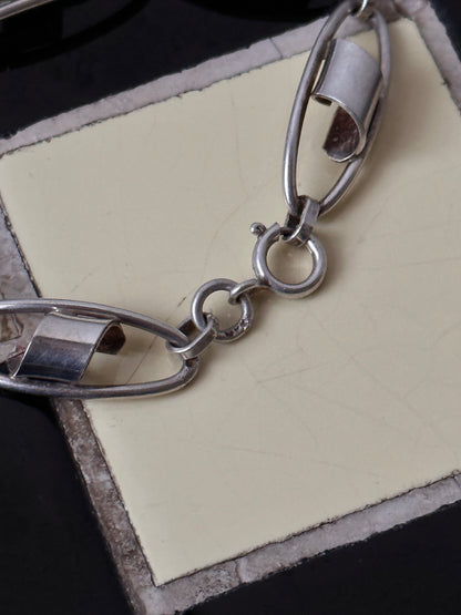 German 800 capsule chain bracelet