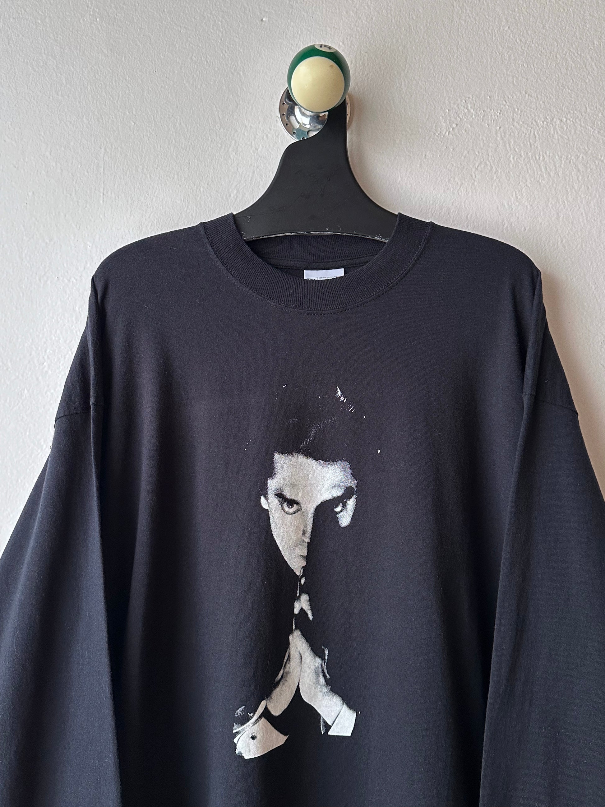 90's Devil Doll Band T shirt Tee Vintage Toto Praha Antique shop Vintage clothing store Showroom Prague プラハ 90年代 バンド Tシャツ Black 黒  ロンT ヴィンテージ ユーロ古着 古着卸 古着屋 