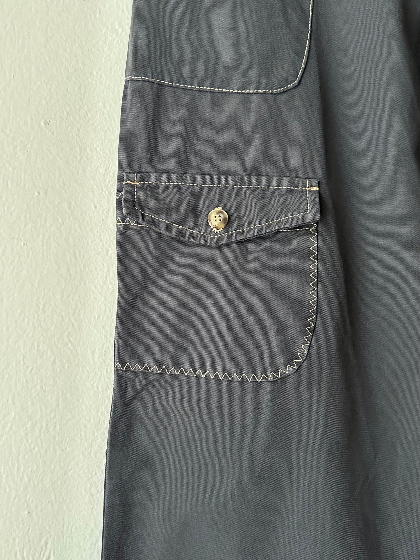 Toto Praha Vintage clothing shop Antique shop 古着屋 プラハ Showroom appointment Prague ユーロ古着 ヨーロッパ古着 古着卸 ヴィンテージ