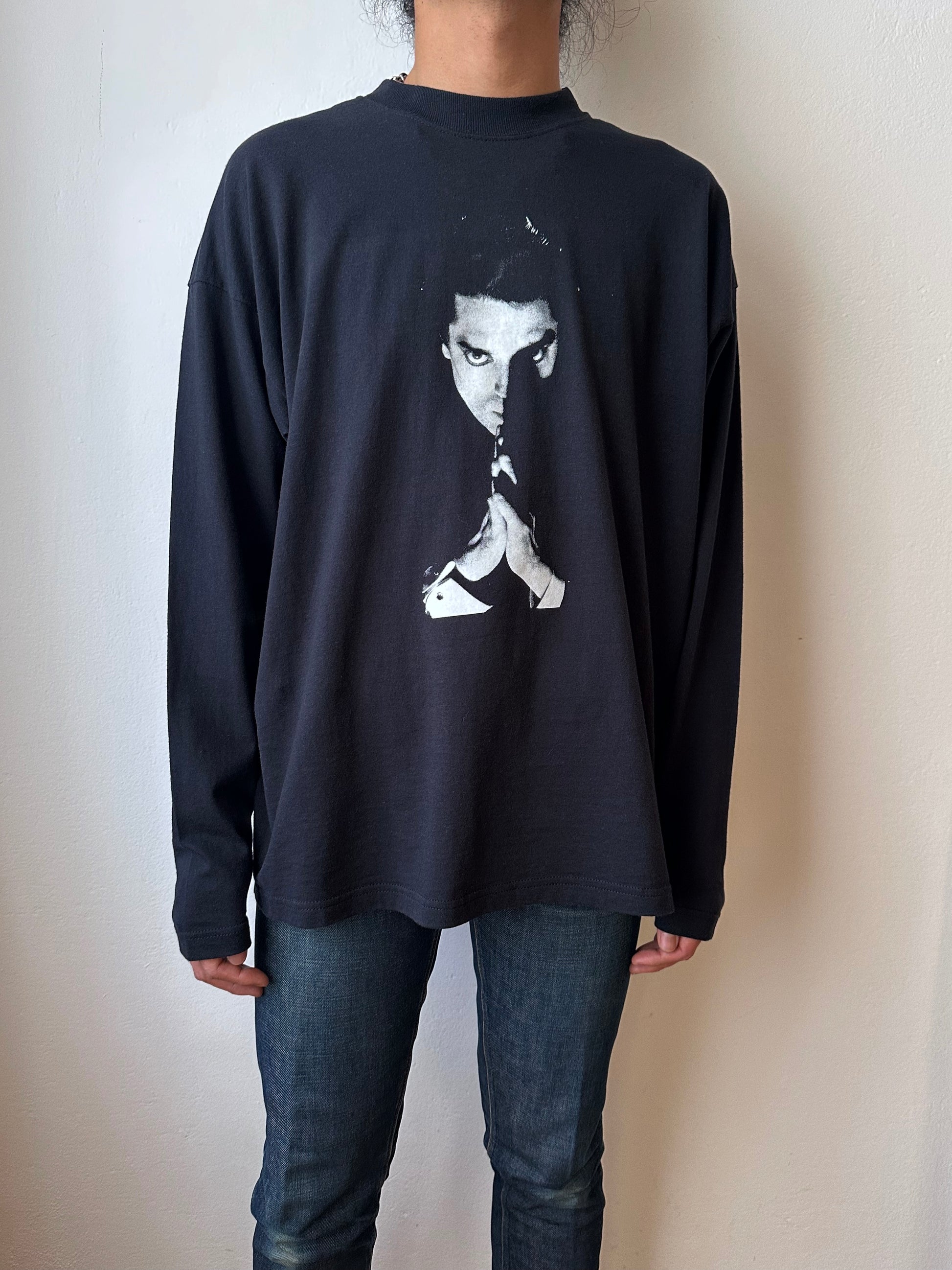 90's Devil Doll Band T shirt Tee Vintage Toto Praha Antique shop Vintage clothing store Showroom Prague プラハ 90年代 バンド Tシャツ Black 黒  ロンT ヴィンテージ ユーロ古着 古着卸 古着屋 