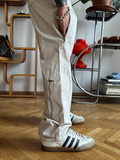 Toto Praha Vintage clothing shop Antique shop 古着屋 プラハ Showroom appointment Prague ユーロ古着 ヨーロッパ古着 古着卸 ヴィンテージ