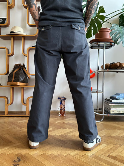 Toto Praha Vintage clothing shop Antique shop 古着屋 プラハ Showroom appointment Prague ユーロ古着 ヨーロッパ古着 古着卸 ヴィンテージ
