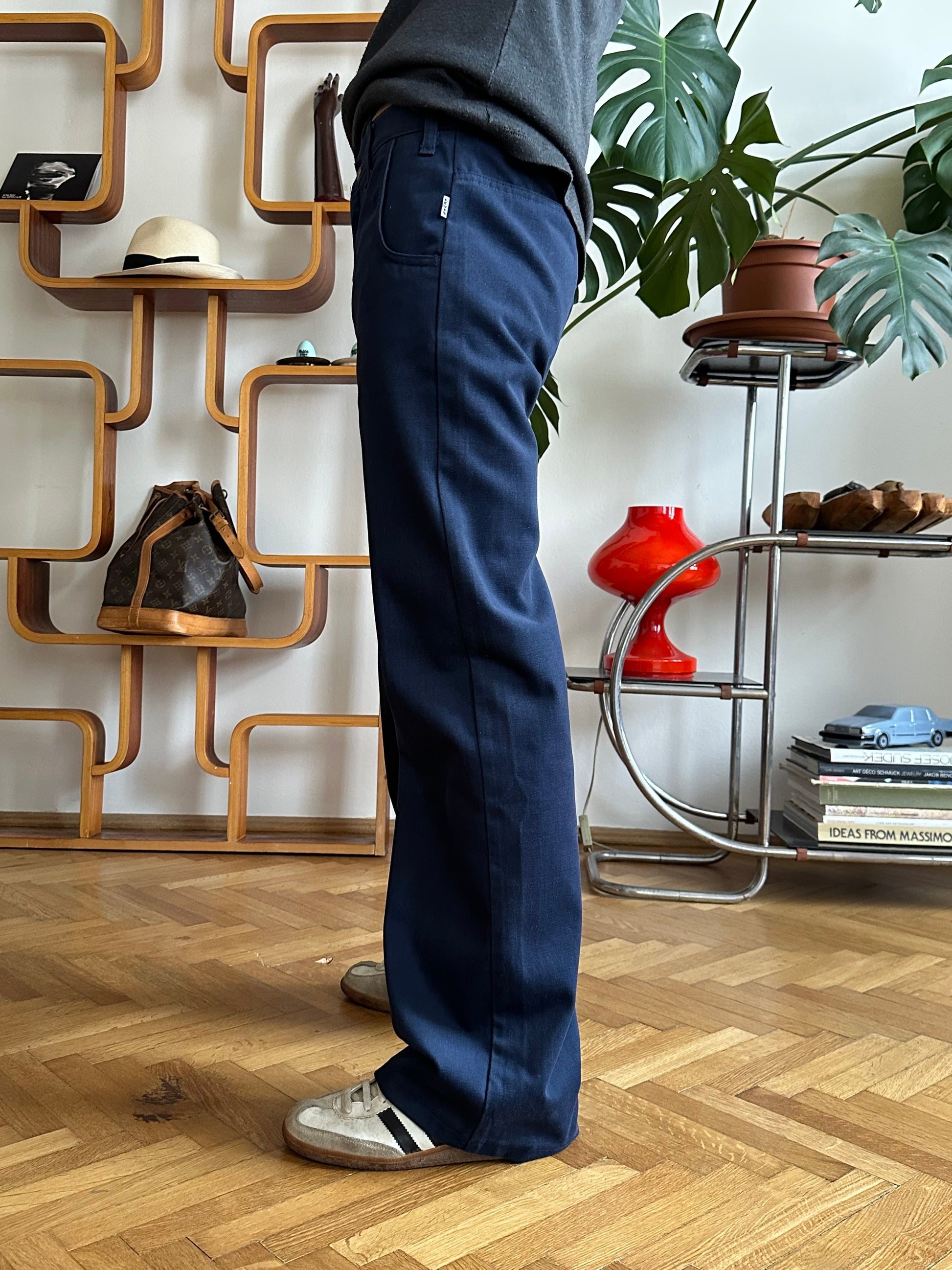 Big E Levi's 1970s 70's 70年代 リーバイス ビッグイー Toto Praha Vintage clothing shop Antique shop 古着屋 プラハ Showroom appointment Prague ユーロ古着 ヨーロッパ古着 古着卸 ヴィンテージ